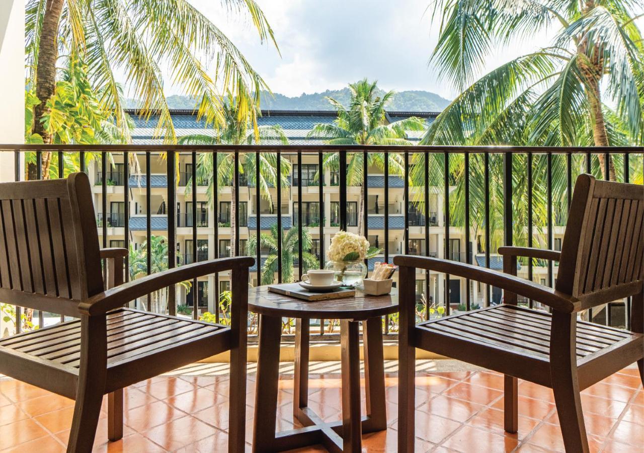 Radisson Resort And Suites Phuket Kamala Beach Exterior foto