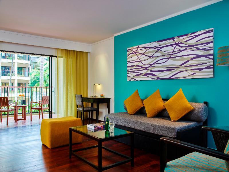 Radisson Resort And Suites Phuket Kamala Beach Exterior foto